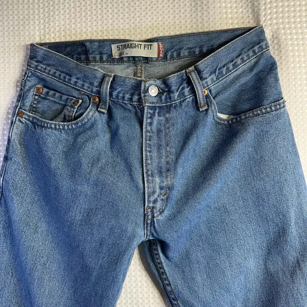Levi's Men's 505 Regular Fit Straight Leg Jeans in Stonewash